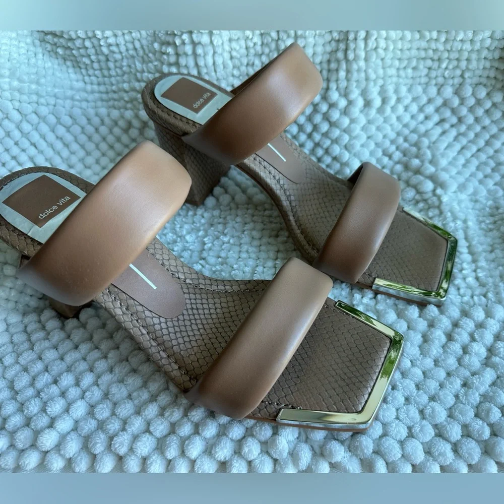 Dolce Vita Patwin Heels - Picture 1 of 5